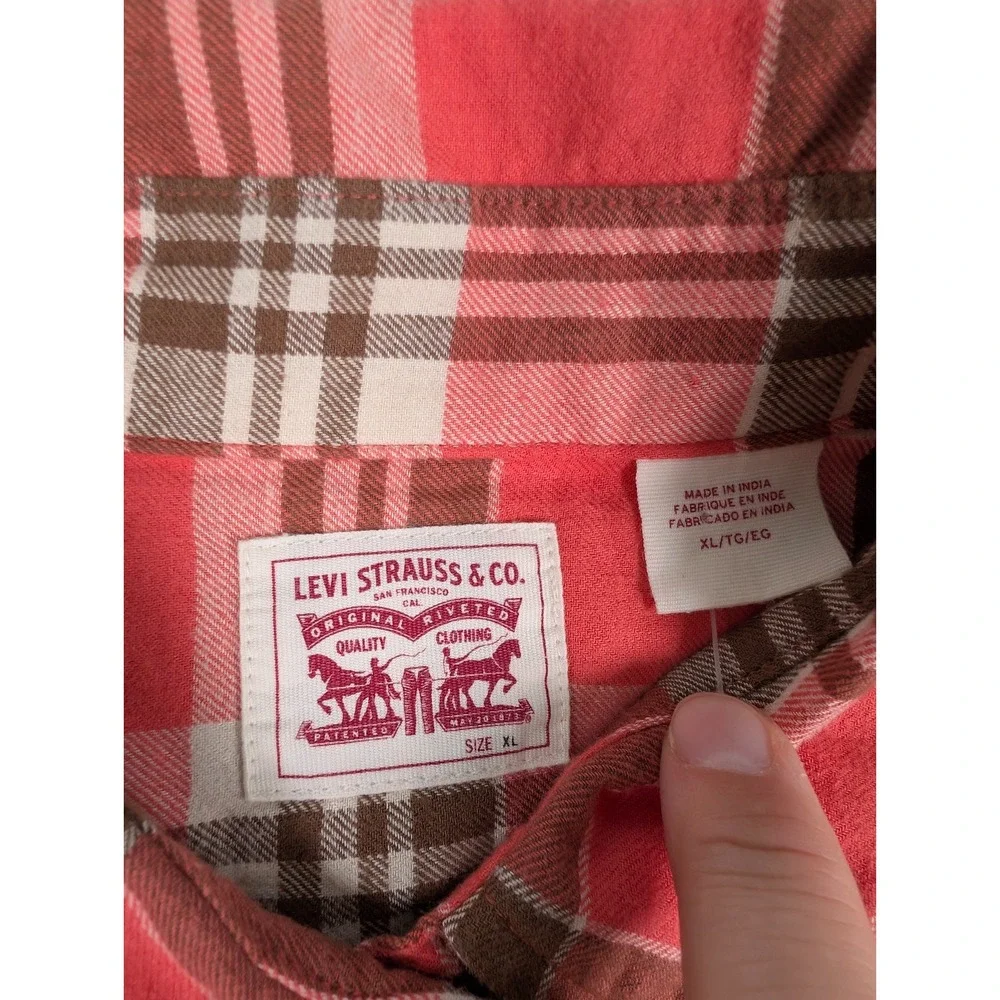 Levi's Flannel Pearl Snap Shirt Mens‎ XL Coral Brown Plaid Long Sleeve NWT
